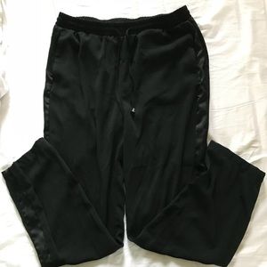 Tuxedo Jogger